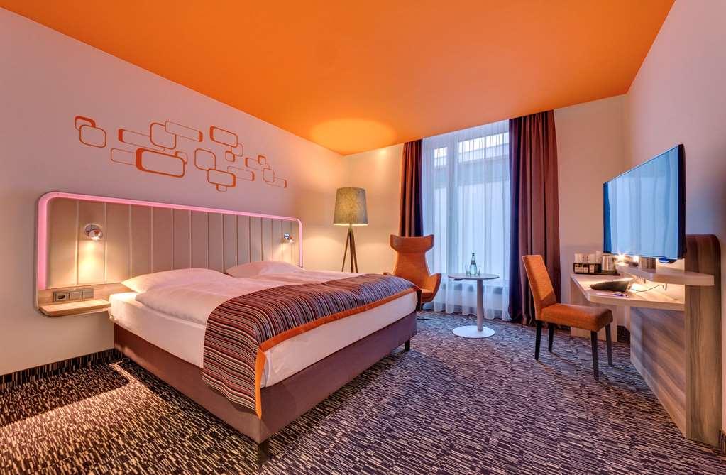 Park By Radisson Neumarkt Hotel 4*